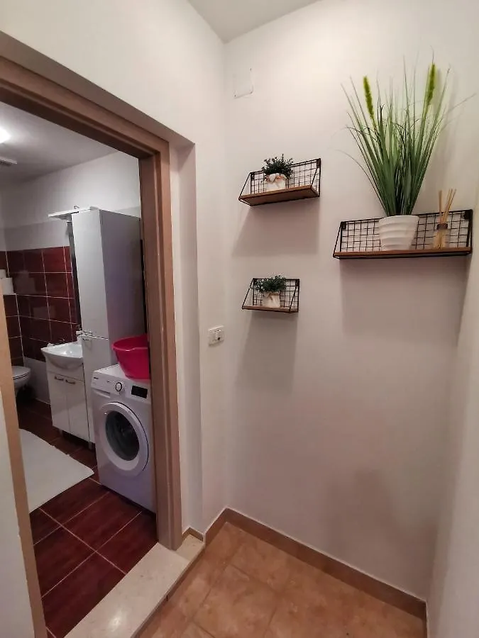 Apartments Plejic Seget Vranjica Croatia
