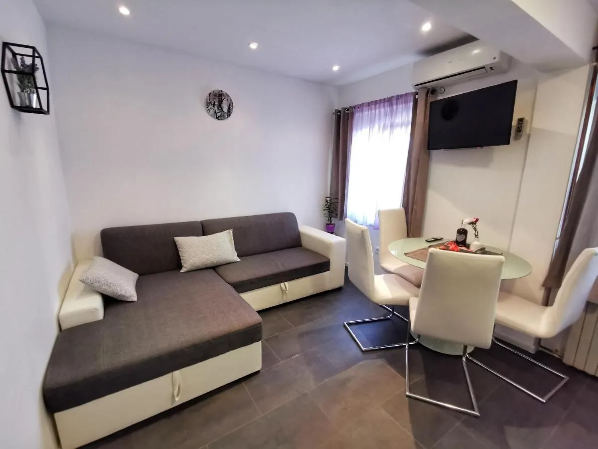 Apartments Plejic Seget Vranjica